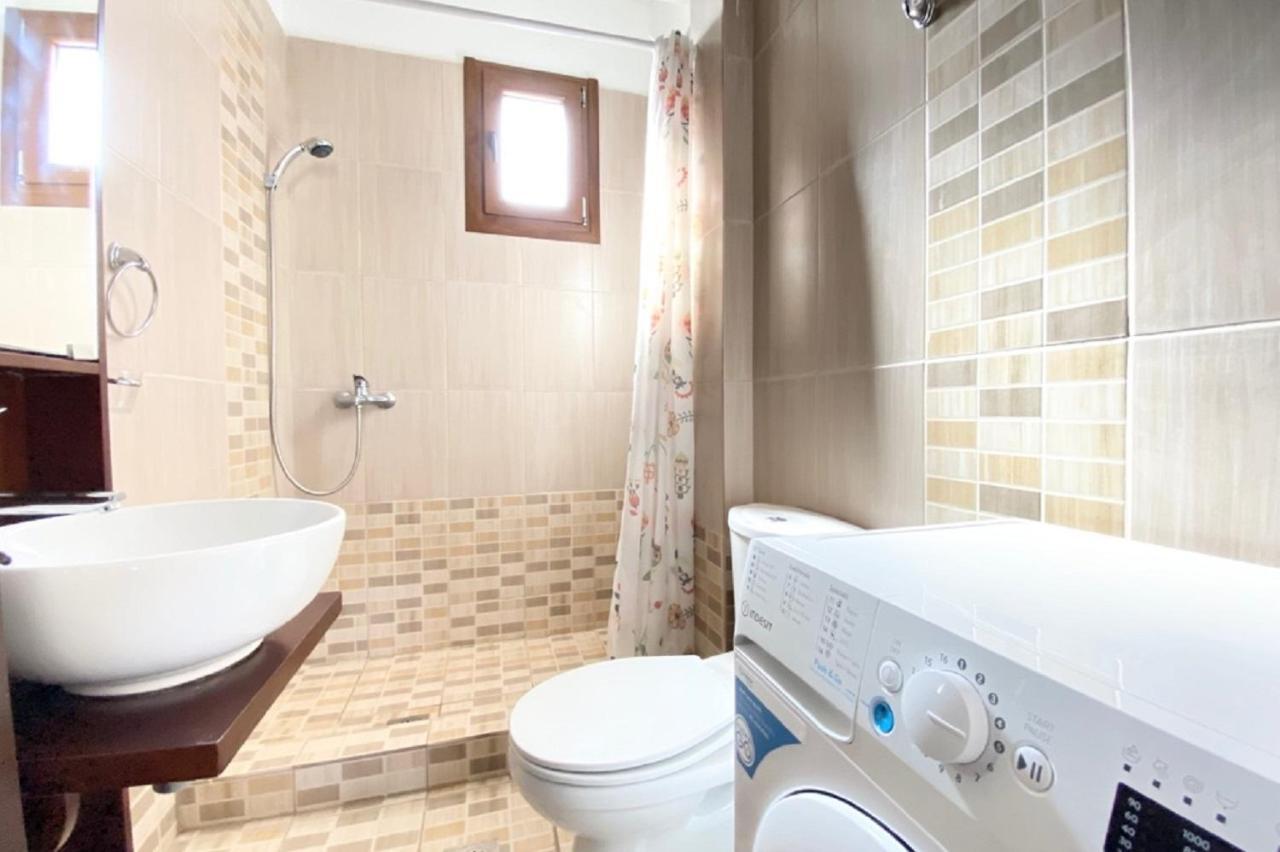 Vladi Guest House Gerakini Sithonia Екстер'єр фото